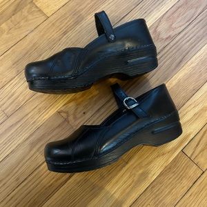 Dansko leather clog black with Mary Jane straps